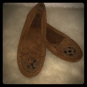 Minnetonka Flats/moccasins